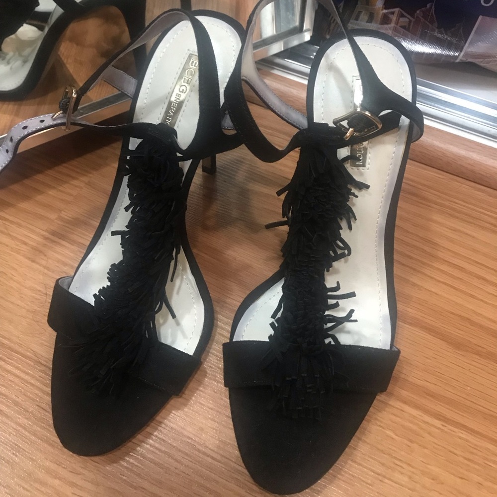 BCBGeneration ‘Clue’ Fringe T Strap Sandal